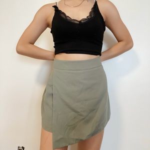 Forever 21 skort (Medium)